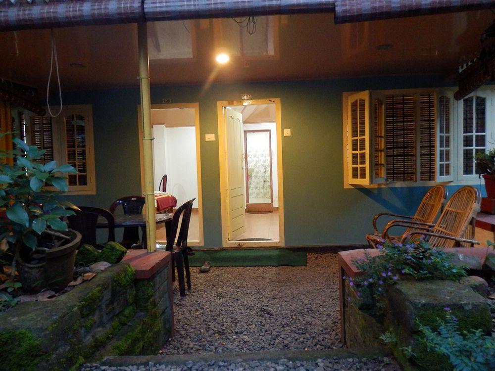 Green Garden Cottage Thekkady Eksteriør billede
